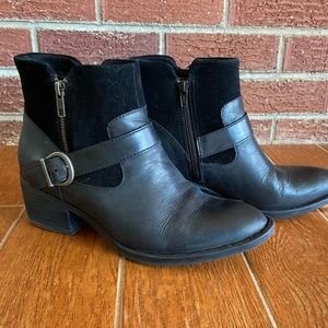 Born Western Booties